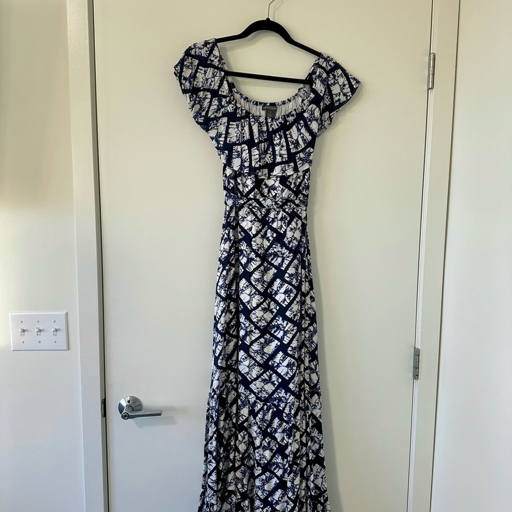 Chelsea & Theodore Black and White Maxi Dress with Flutter Sleeves
